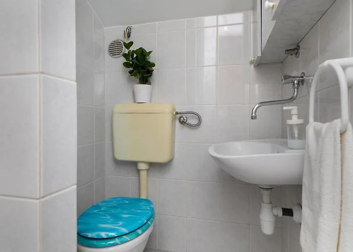 Sumpetar 11462a Jesenice (Split-Dalmatia)