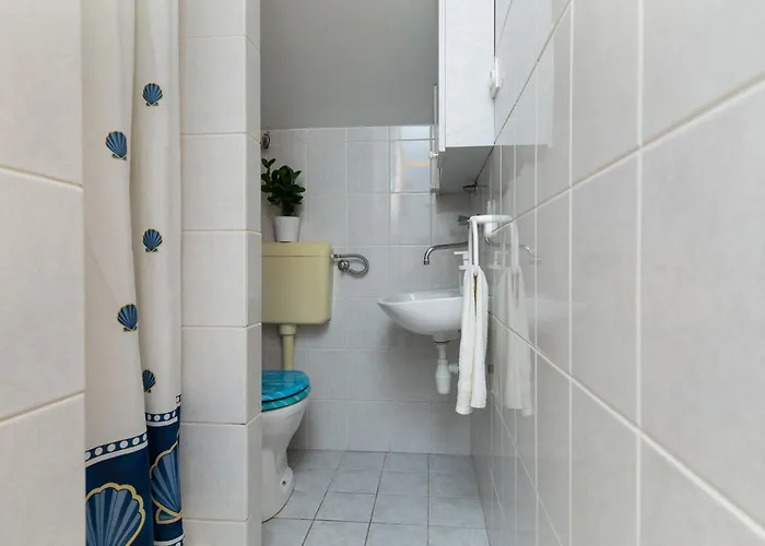 Sumpetar 11462a Appartement Jesenice (Split-Dalmatia)